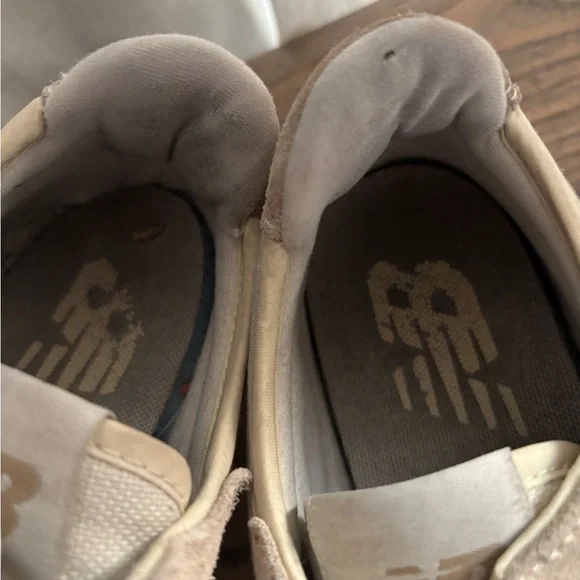 New Balance Beige and White Sneakers - Picture 5 of 7